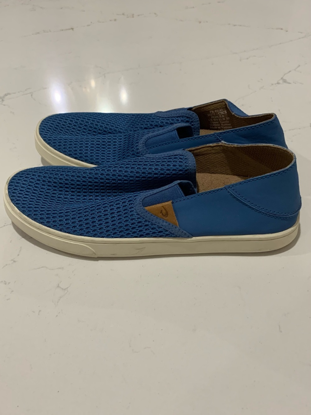 OluKai Pehuea Shoes Sneakers Teal Mesh Womens Size 9